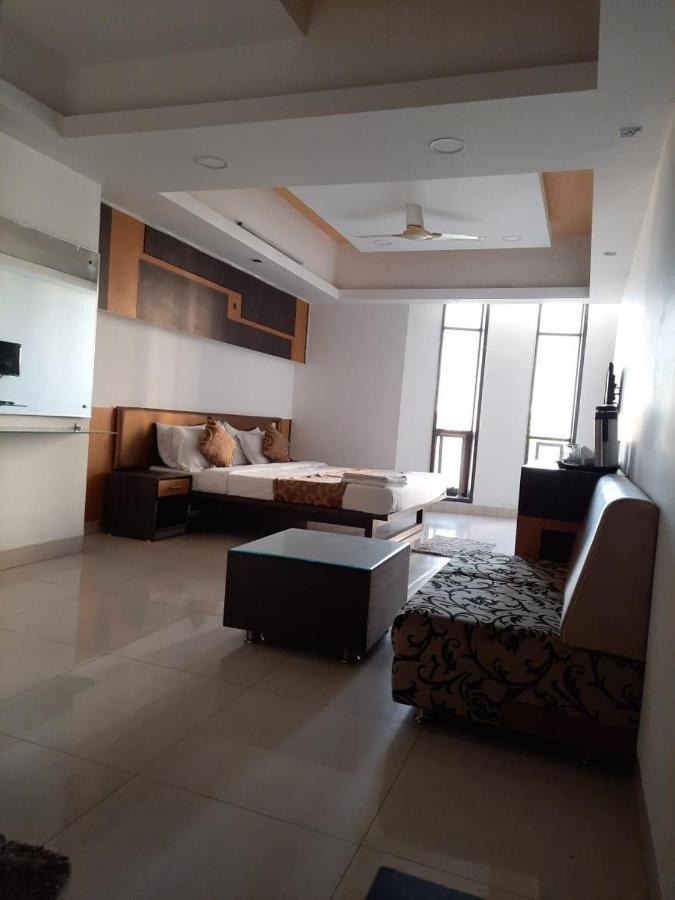 Hotel Grand Suites Indore Ngoại thất bức ảnh