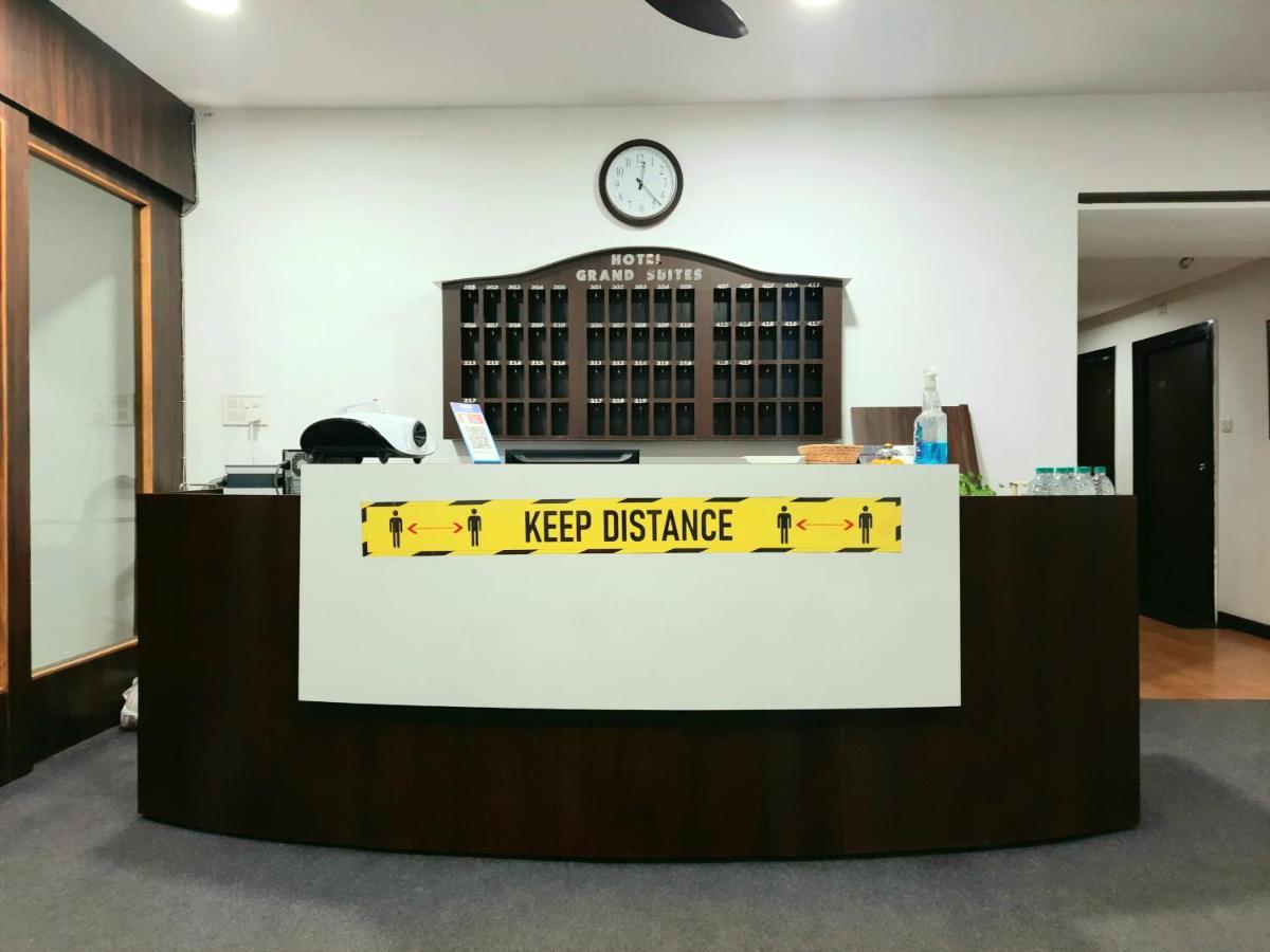Hotel Grand Suites Indore Ngoại thất bức ảnh
